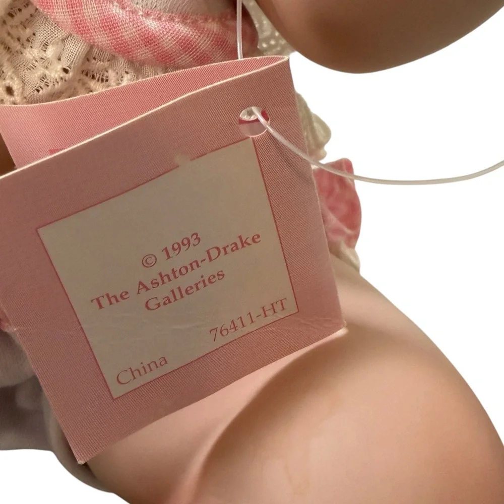 Ashton Drake Titus Tomescu Cute as a Button Baby‎ Doll Barely Yours 1993 New